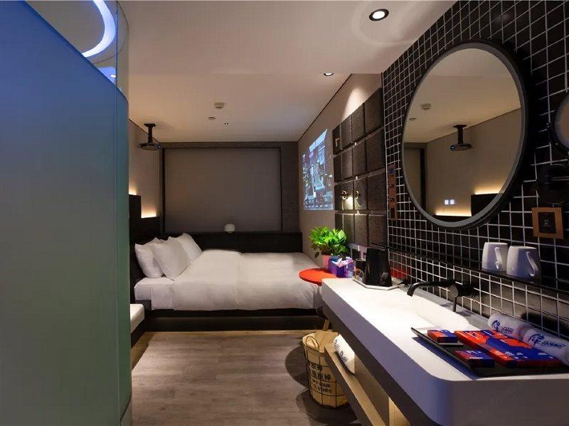 Fenk Attitude Hotel Guangzhou Railway Station Exterior photo